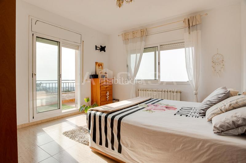 Foto d6024cd4-c7a9-4522-818c-a2ee796d440a. Chalet excelente casa en can regassol en Bigues i Riells