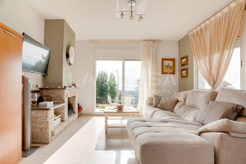 Foto dca76d5f-dc72-4030-a17a-6f28becd8e24. Chalet excelente casa en can regassol en Bigues i Riells