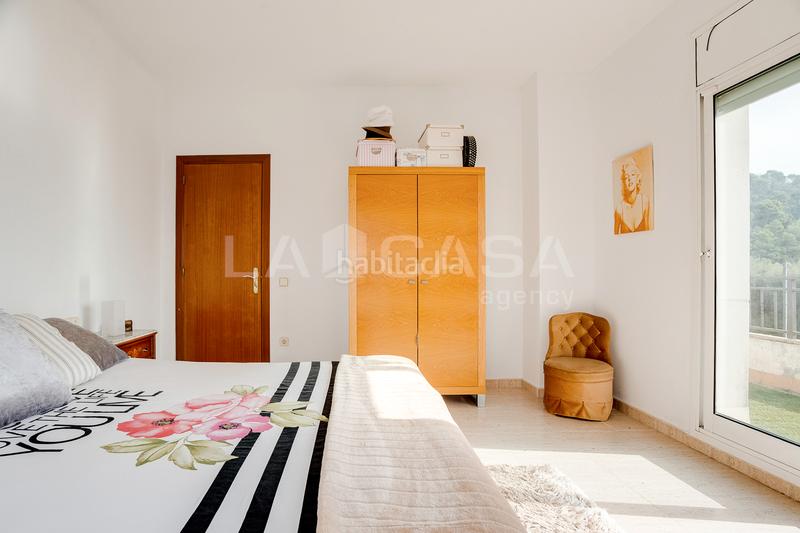 Foto eb104ea9-aedd-40fd-b25d-2e61dfcc37a3. Chalet excelente casa en can regassol en Bigues i Riells