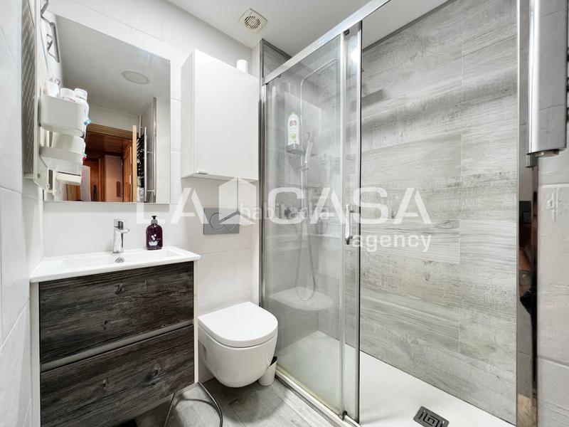 Foto e7d5f62c-72ea-482d-848f-d5d07302714d. Piso  en venta en Llefià en Llefià Badalona
