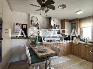 Maison jumelée  Pasaje ciclamen. Casa o chalet independiente en venta en olivar de quintos