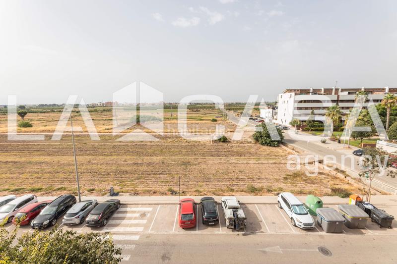 Foto b8101775-6549-4e1e-981e-a00839d922c3. Piso  de obra seminueva en Massalfassar