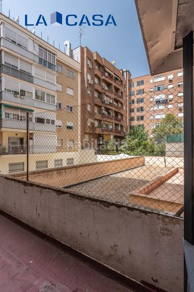 Foto c8ef55d8-5711-4cb3-bddd-817b06f64180. Piso excelente piso reformado integralmente y completamente equipado en embajadores en Madrid
