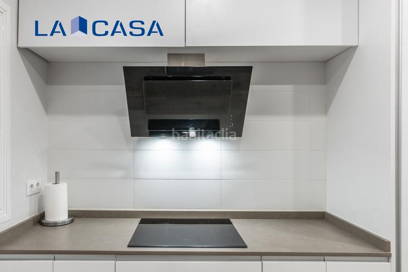 Foto cd286f77-b14f-40ea-9389-daada9adca9d. Piso excelente piso reformado integralmente y completamente equipado en embajadores en Madrid