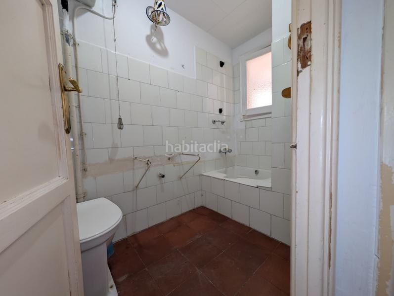 Foto dff2d4f9-7a19-4ae1-96e1-9a718cdc37bd. Piso en La Gavarra Cornellà de Llobregat