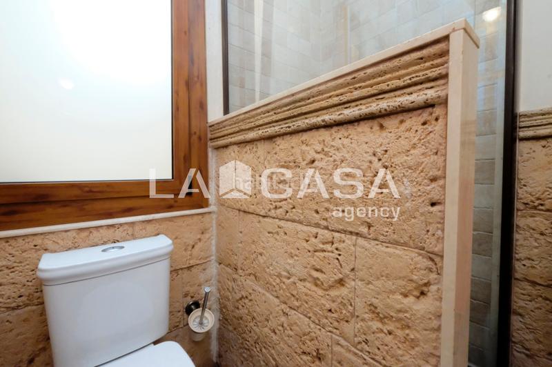 Foto 1c477b42-498b-40b5-9ae6-c9fb9c8c4aad. Casa pareada en Horta Barcelona