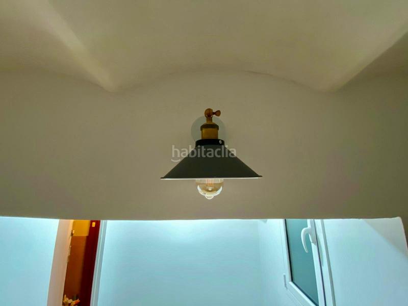 Foto a98c295e-85b6-48ac-be07-d88970334e8f. Piso atención inversores! estudio reformado en entresuelo con ascensor! en Barcelona