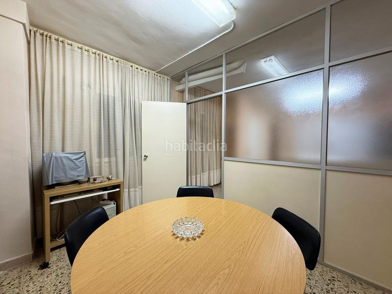 Foto 14597f7b-b0bf-4b12-8519-e4d7355dd5a1. Geschäftsraum in Besòs - Maresme Barcelona