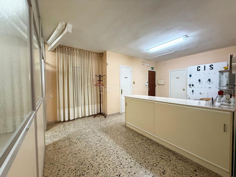 Foto d7747018-3e37-4a2d-b24f-8dd279a761f3. Geschäftsraum in Besòs - Maresme Barcelona