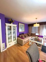 Appartement à Mont Olivet. Espacioso piso de 3 habitaciones con plaza de garaje en monteoli