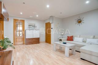 Piso  Plaça de clementina arderiu. Piso en venta en la verneda i la pau
