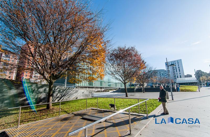 Foto 23da8081-578c-4b2f-a6ce-11dc037b8de1. Locale commerciale in Ibarrekolanda Bilbao