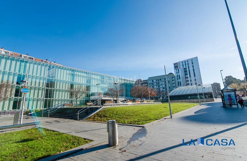 Foto 76f7c8b4-ed7b-415c-9932-6fa24dd988e1. Locale commerciale in Ibarrekolanda Bilbao