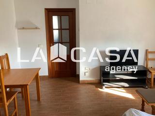 Pis  Calle soria. Excelente piso en reyes catolicos en primera planta con ascensor