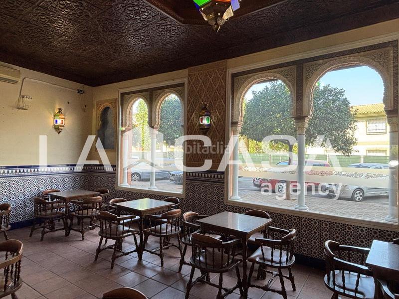 Foto 6bd6c009-e486-47d9-a9d0-b8c9d2276f85. Local comercial en Centro Montequinto