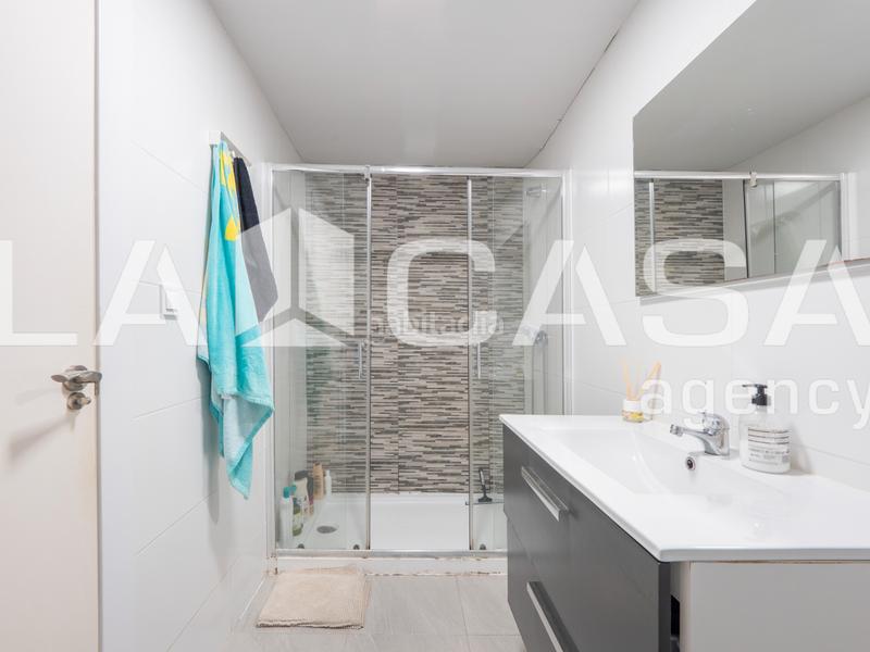 Foto 567ed6b0-57c3-4520-ab37-23a16bde5e97. Pis a L´Amistat Valencia