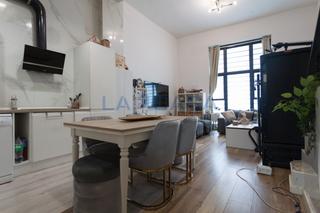 Appartement  Carrer de sardenya. Increibe piso en baix guinardo