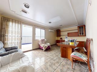 Flat in Avenida Villalba de Lugo