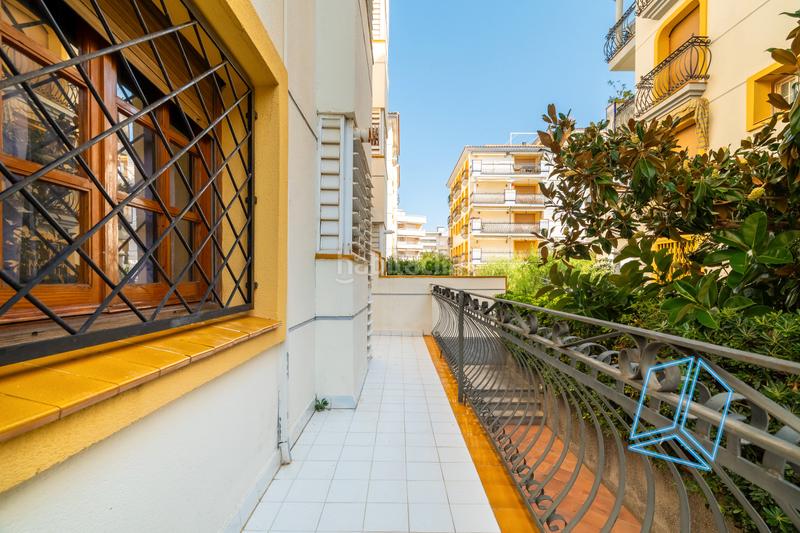 Foto 558068fd-75ce-43ee-950e-8c8f72b28d65. Planta baja  frente al mar en L´Estany Calafell