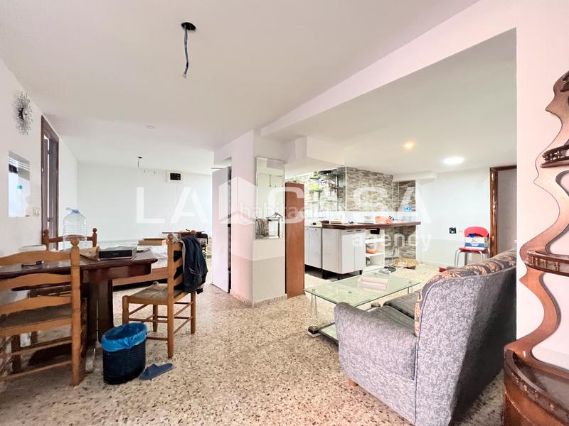 Foto 13e22e70-5ae0-4461-ba8a-c1d399b5506b. Locale commerciale in Llefià Badalona