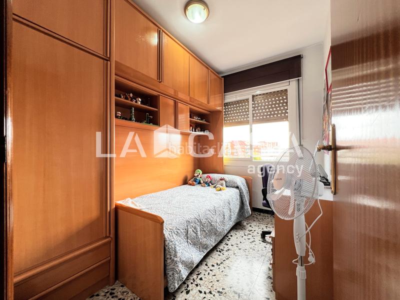 Foto 4833cf8a-7ef8-4d0b-8186-4b341ab222c7. Piso excelente piso en el barrio Prosperitat en Prosperitat Barcelona