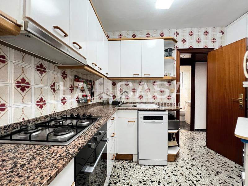 Foto 562cb011-0a23-4939-afbe-0f5545b0bcd6. Piso excelente piso en el barrio Prosperitat en Prosperitat Barcelona