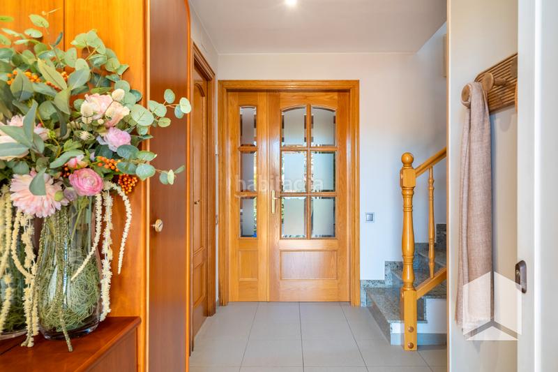 Foto 228c0abc-abdf-498d-9cfa-0f399ffa504c. Casa amb aparcament piscina a Sant Vicenç dels Horts