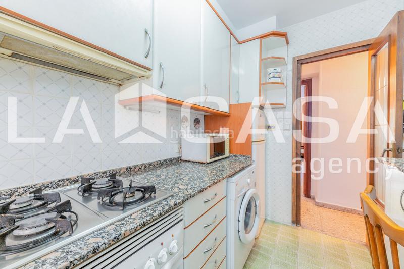 Foto 182bd4c8-75b0-47ff-a9c3-8713ce3d3755. Piso  muy luminoso en Aiora Valencia