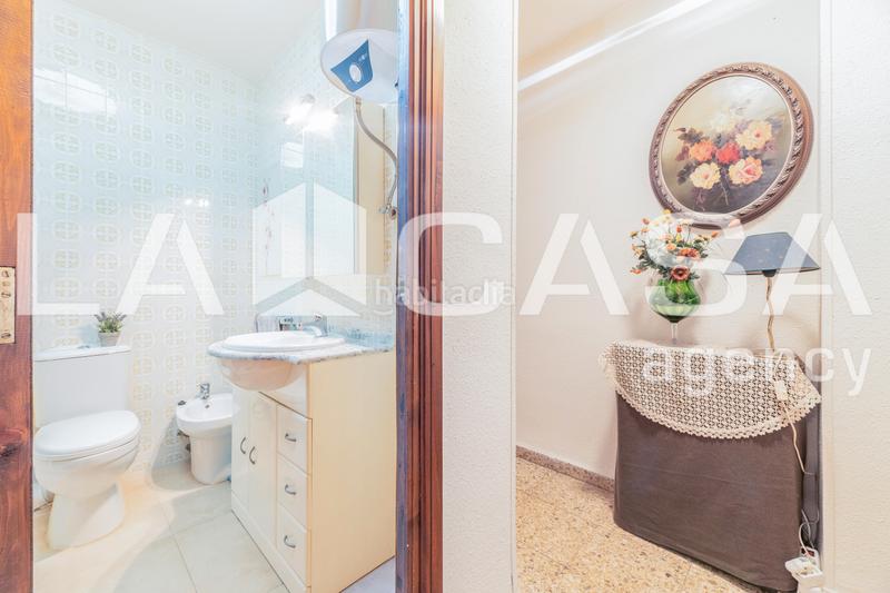 Foto 531a821e-6479-4d52-ac81-312c782da705. Piso  muy luminoso en Aiora Valencia