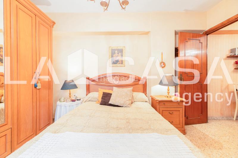 Foto ca3b135e-a8c6-4e2c-a96c-e211ce17be15. Piso  muy luminoso en Aiora Valencia