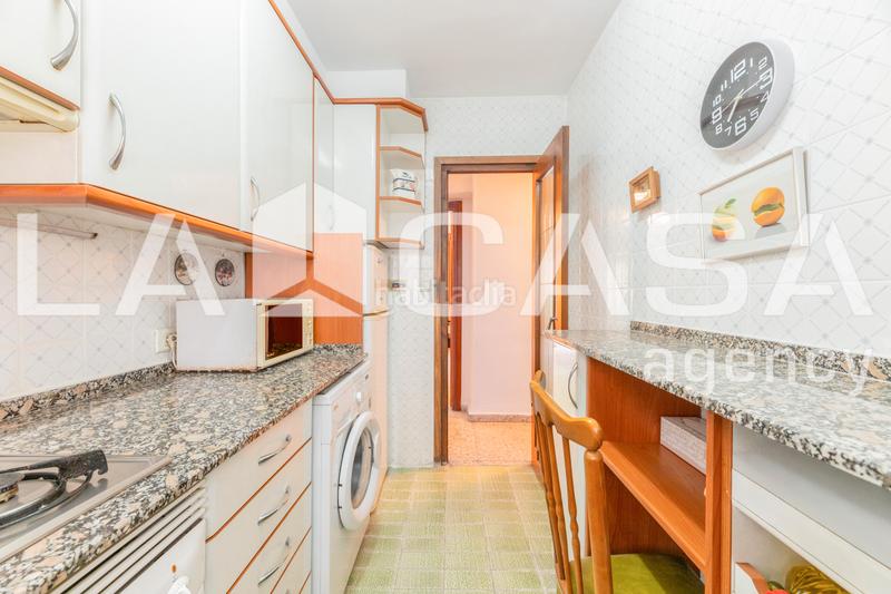 Foto fe2352fa-d865-4f8b-9fc3-43c6acb7b03a. Piso  muy luminoso en Aiora Valencia