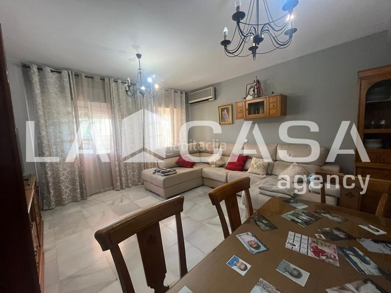 Foto 45f22536-bb27-45ce-92a1-afc2d356ebe4. Casa a schiera con riscaldamento parcheggio in Vista Azul - Consolación Dos Hermanas