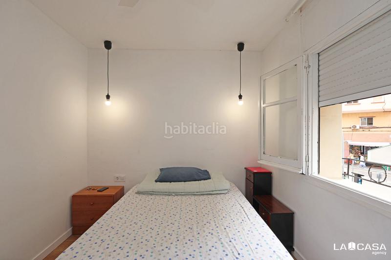 Foto 263c3b8a-edc0-4c32-8a06-830c2197ace8. Piso en Can Vidalet Esplugues de Llobregat