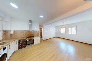 Flat  Carrer de caravaca