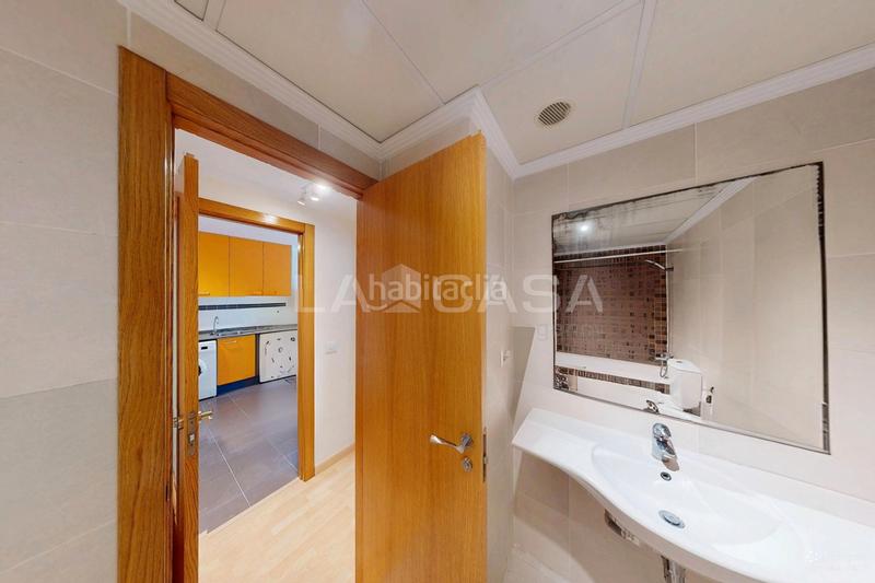 Foto debe6501-2af4-4261-bfa4-83f37912b16a. Flat in Aiora Valencia