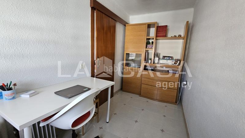 Foto ff7d855f-72ac-4005-9dea-a427407d4a20. Etagenwohnung in Fondo Santa Coloma de Gramenet