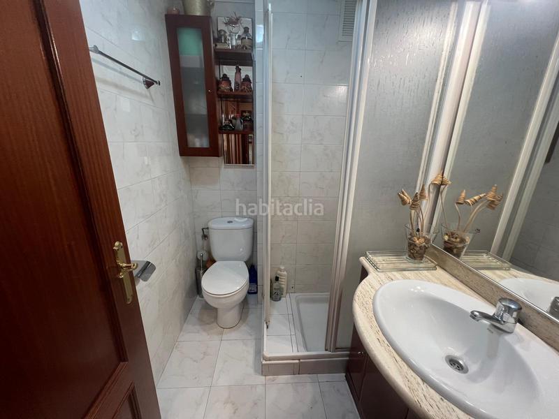 Foto 498fa4f8-9fbd-45f8-be45-371575838803. Etagenwohnung mit heizung parking in Rekalde Centro Bilbao