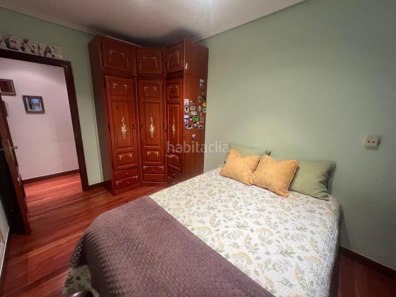 Foto d6af5bff-eb7f-48f2-94d3-a51d64bc0196. Etagenwohnung mit heizung parking in Rekalde Centro Bilbao