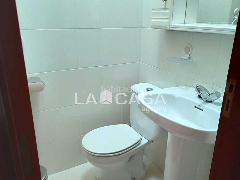 Foto 57912a3e-2b8a-4541-9288-847c7e7fd16f. Casa amb aparcament a Barrios (Los)