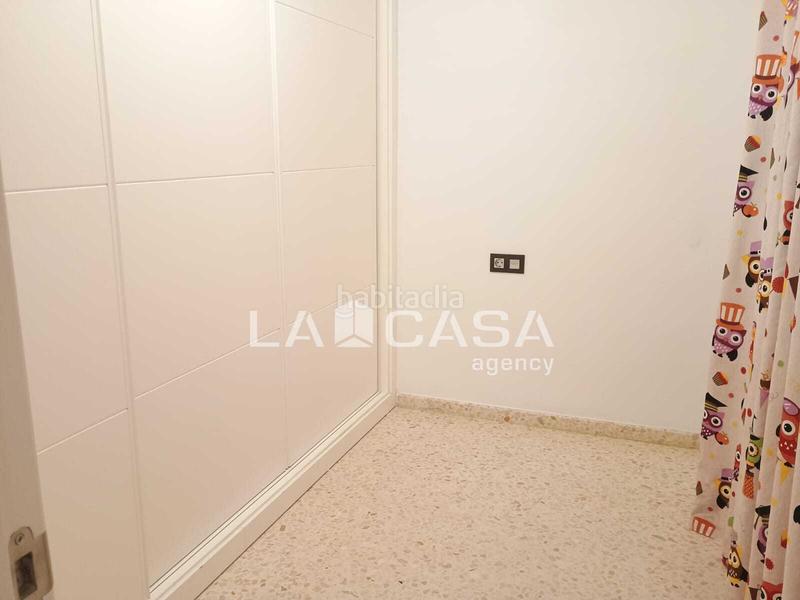 Foto b1a6de19-0081-47cf-9b82-77ae6a7de58f. Casa amb aparcament a Barrios (Los)