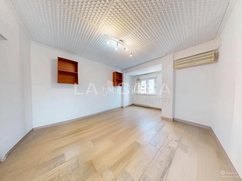 Foto 7f7e368b-66fd-47c7-9fde-0e1264d73d54. Pis a Aiora Valencia