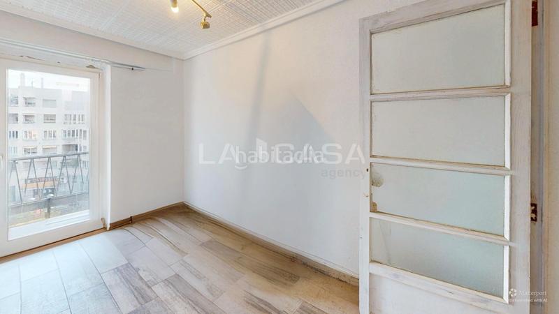 Foto c0c89a17-6d1f-4287-a9ad-f4199b2b4767. Piso en Aiora Valencia