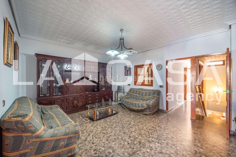 Foto 1da36bbd-9917-4575-9fa0-5f52380c8518. Casa con parcheggio in Centro - Doña Mercedes Dos Hermanas