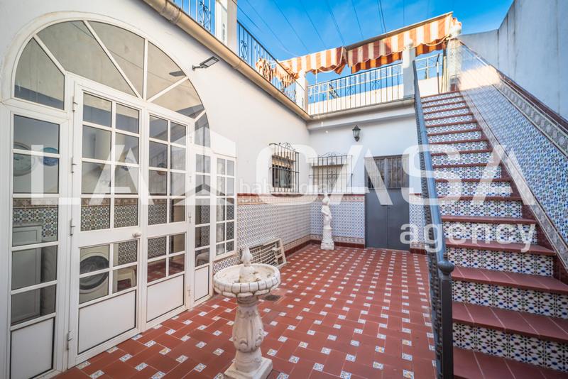 Foto 990ee5b5-f21c-4813-9b28-6a1b61ec143b. Casa con parcheggio in Centro - Doña Mercedes Dos Hermanas
