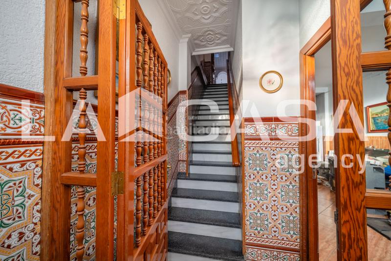 Foto bf2aa54f-c1d5-40c4-aabb-7939130a5694. Casa con parcheggio in Centro - Doña Mercedes Dos Hermanas