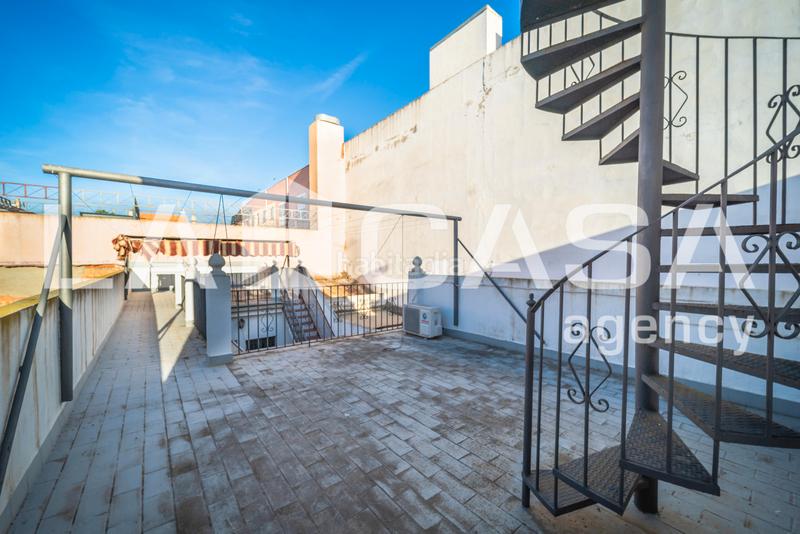 Foto ced8a6bc-c9f5-4069-9079-1fcf5f799c84. Casa con parcheggio in Centro - Doña Mercedes Dos Hermanas