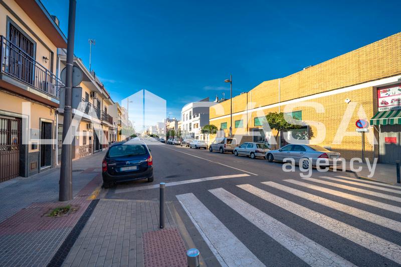 Foto e462b1af-4d0e-4509-92c0-63c0317d86f9. Casa con parcheggio in Centro - Doña Mercedes Dos Hermanas