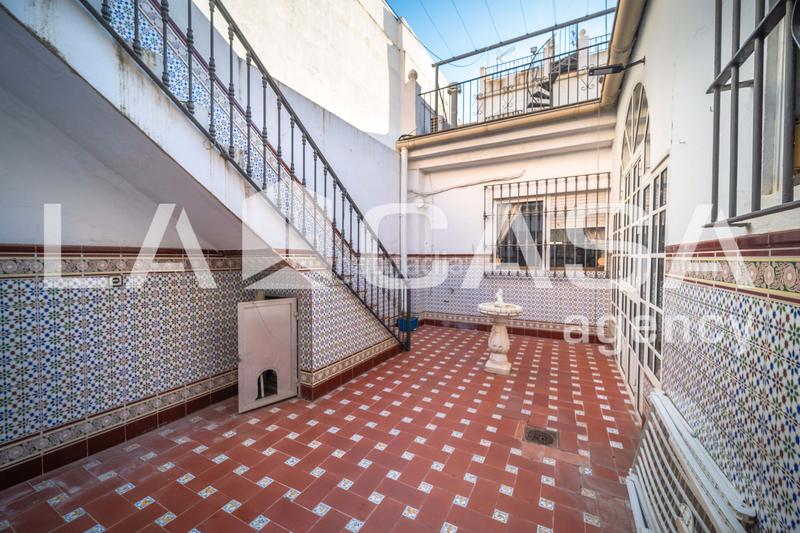 Foto ff2f6920-fd9e-4601-8887-04baab9aa819. Casa con parcheggio in Centro - Doña Mercedes Dos Hermanas