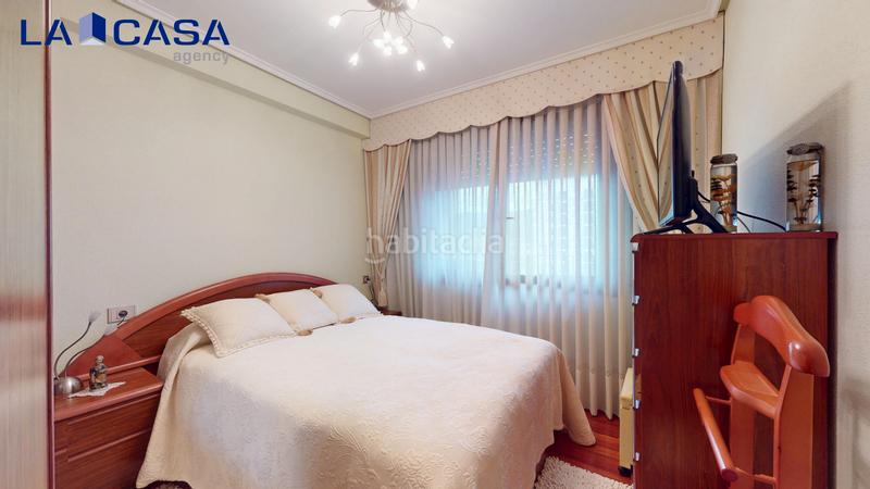 Foto 44cfdbde-d03f-45e1-9fdc-a20cac3e9bd4. Piso  en venta en calle zumalakarregi en Burtzeña Barakaldo