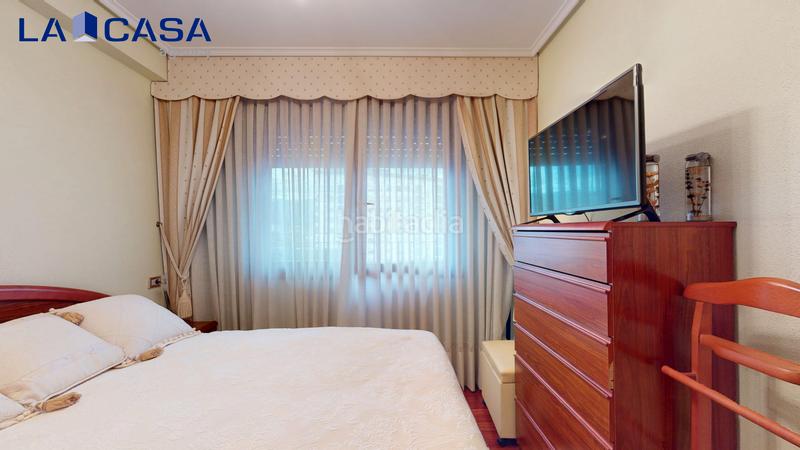 Foto b30818f3-9440-4489-a0a6-91eaae2ce851. Piso  en venta en calle zumalakarregi en Burtzeña Barakaldo